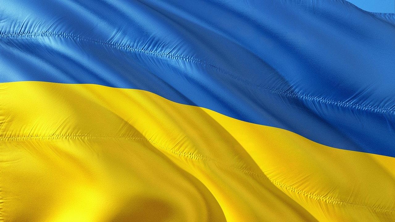 international-ukraine-flag-2684771.jpg