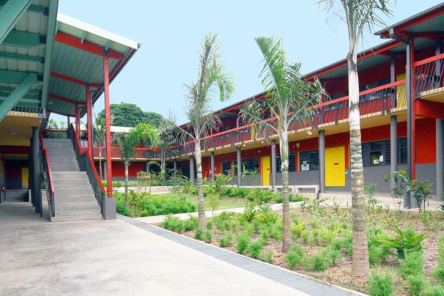 Jardin tropical  Extension du Collège Labattoir sur la commune de Dzaoudzi-Labattoir à Mayotte